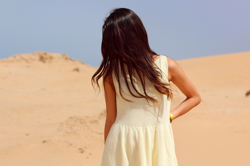 Outfit Barefoot in the Moroccan sand