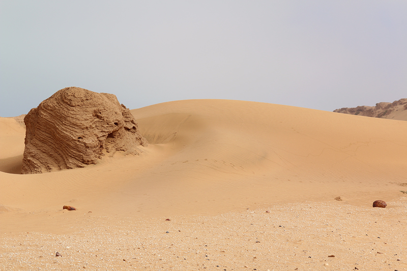 Outfit Barefoot in the Moroccan sand