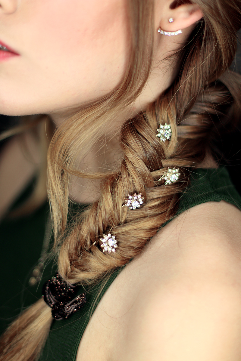 3 Easy and Festive Looking Hairstyles