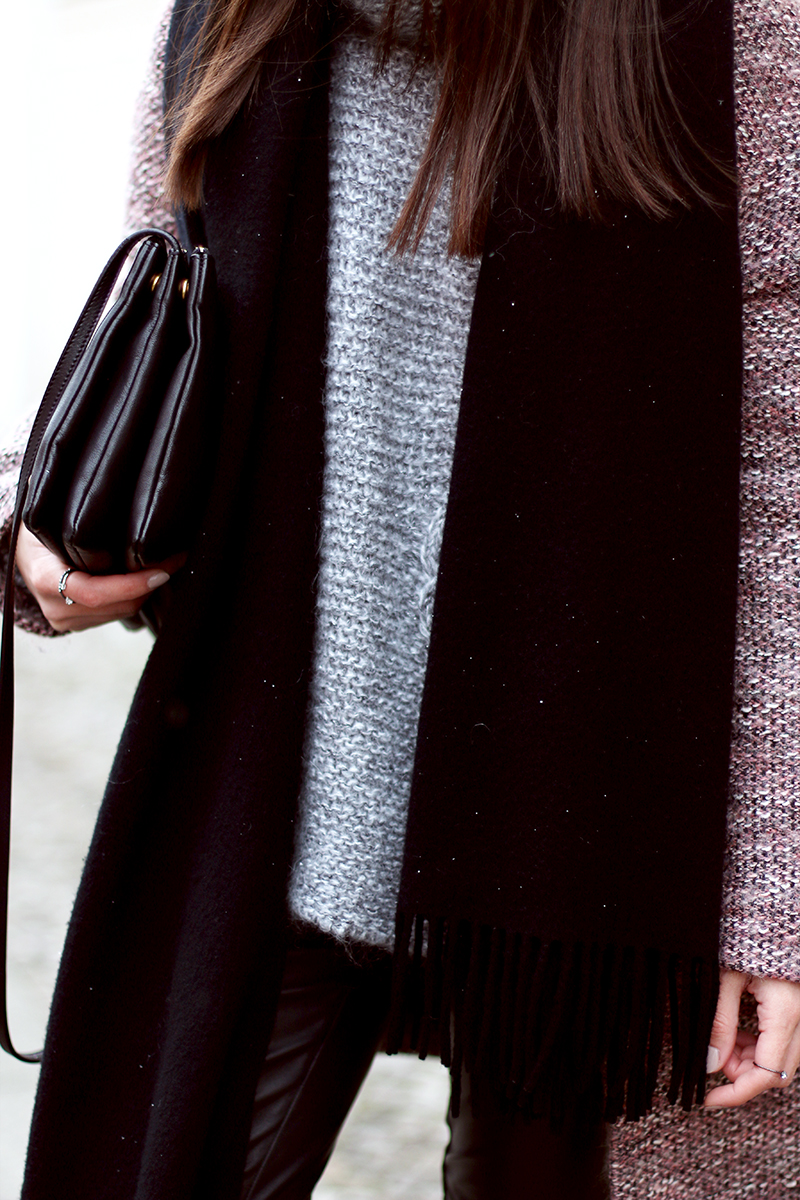 Knitwear and leather, outfit, strick mit leder