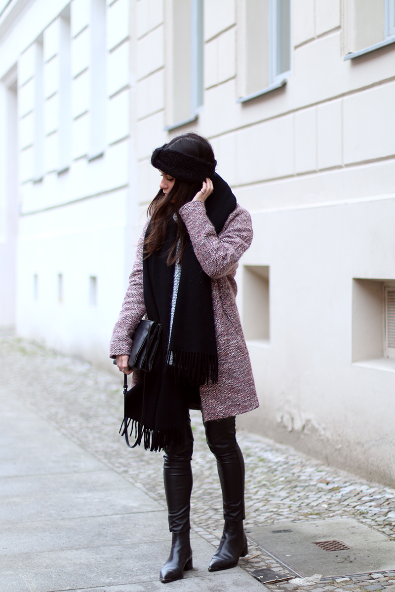 Knitwear and leather, outfit, strick mit leder