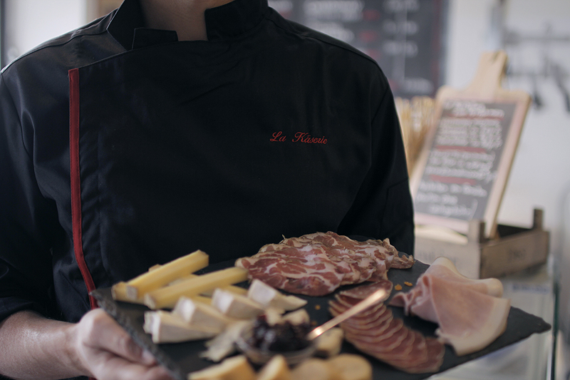 Hotspot for Cheese & Wine Lovers: La Käserie, Berlin