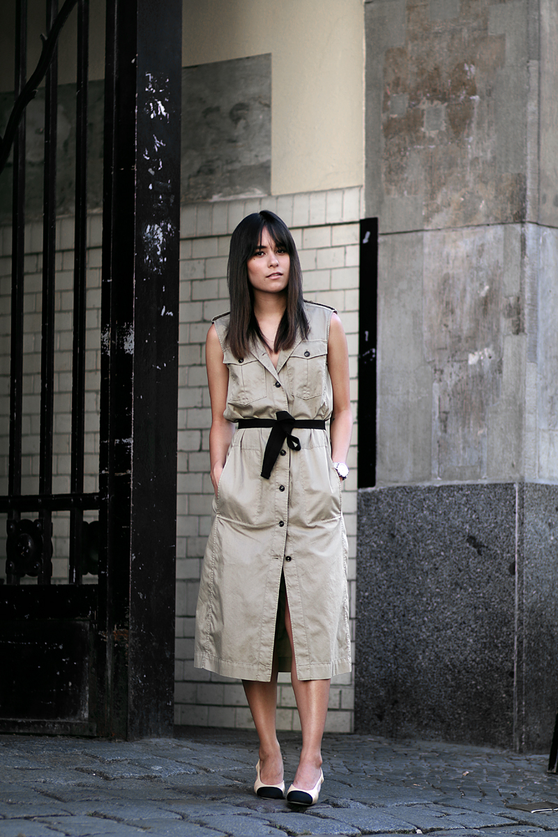Outfit: The Trench Dress - Modern Safari